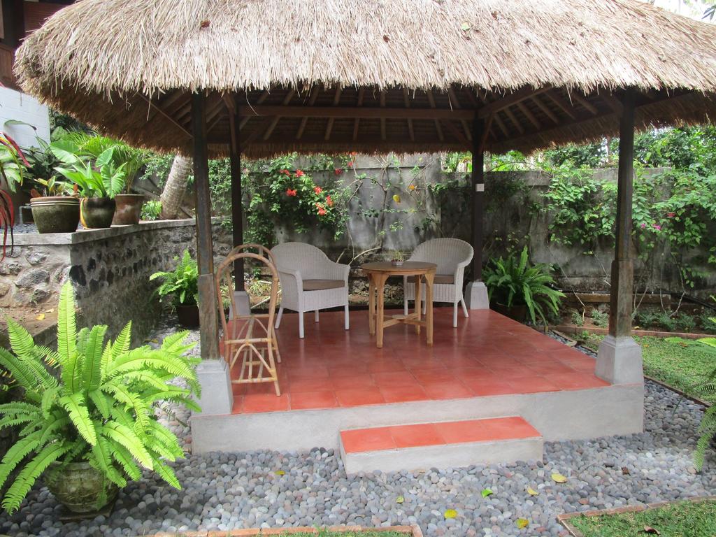Bukit Asri Lodge Bungalow Bedroom in East Bali